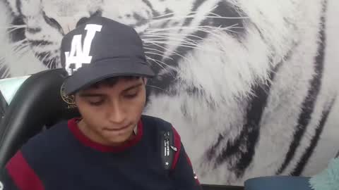 Cora online show from 3, 2, 2025