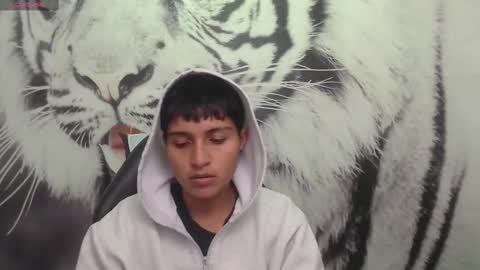 Cora online show from 6, 2, 2025