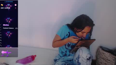 coraline2911 online show from 5, 3, 2025