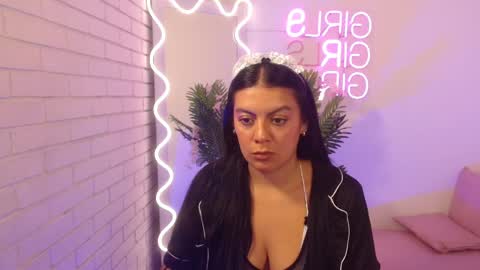 Snapshot of coraline_tay chatting on 8, 2, 2025 Carolina online show from 8, 2, 2025