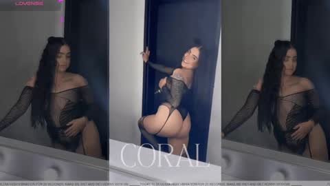 Snapshot of coralkihot chatting on 12, 11, 2025 C O R A L C A L I O P E online show from 12, 11, 2025