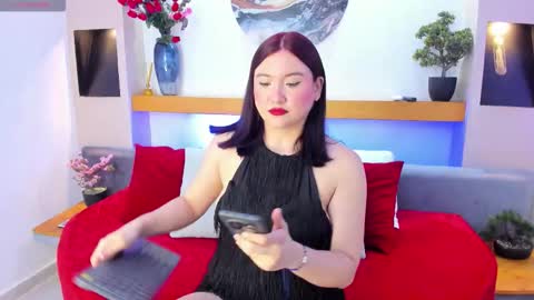 Snapshot of coralquinn chatting on 5, 12, 2025 online show from 5, 12, 2025