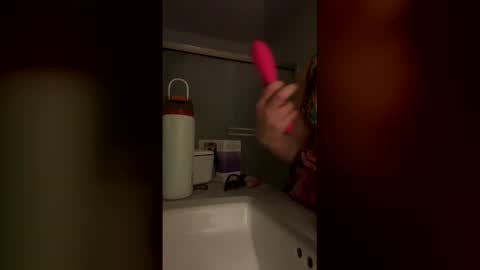 Snapshot of corals_house chatting on 11, 2, 2026 corals_house online show from 11, 2, 2026