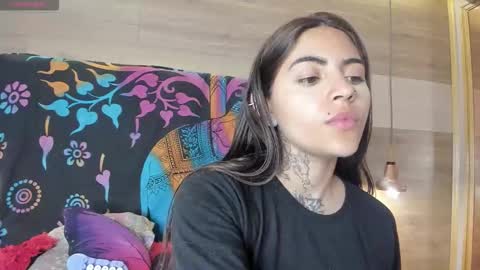 Snapshot of cori_paige chatting on 22, 12, 2025 Cori online show from 22, 12, 2025