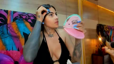 Snapshot of cori_paige chatting on 22, 12, 2025 Cori online show from 22, 12, 2025