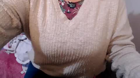 Snapshot of corinnahothotxxx chatting on 16, 9, 2025 corinnahothotxxx online show from 16, 9, 2025