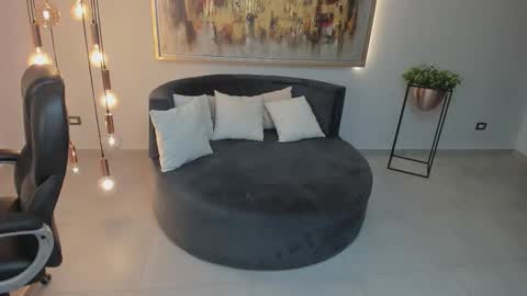 Snapshot of corinnerusso chatting on 29, 9, 2025 Corinne Russo online show from 29, 9, 2025