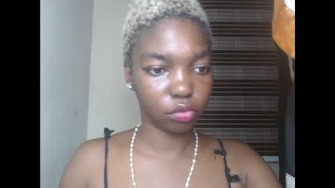 Snapshot of cornxcuntx chatting on 15, 9, 2025 cornxcuntx online show from 15, 9, 2025