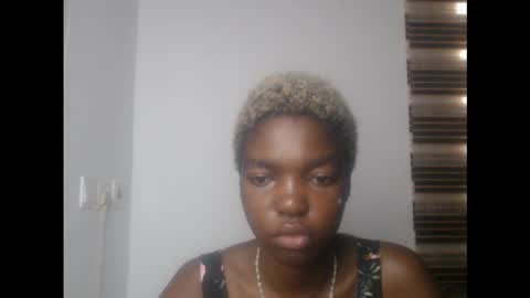 Snapshot of cornxcuntx chatting on 14, 10, 2025 cornxcuntx online show from 14, 10, 2025