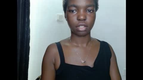 Snapshot of cornxcuntx chatting on 30, 10, 2025 cornxcuntx online show from 30, 10, 2025