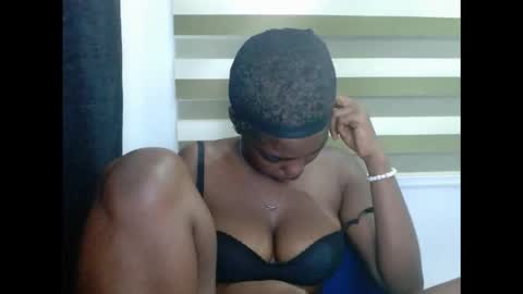 Snapshot of cornxcuntx chatting on 12, 11, 2025 cornxcuntx online show from 12, 11, 2025