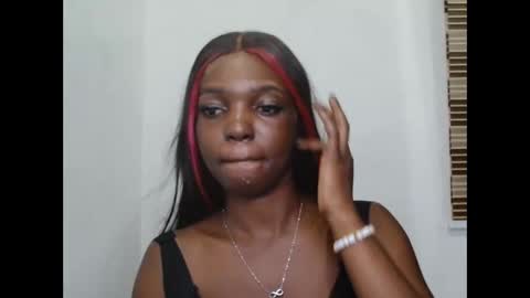 Snapshot of cornxcuntx chatting on 21, 11, 2025 cornxcuntx online show from 21, 11, 2025