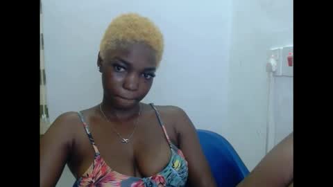 Snapshot of cornxcuntx chatting on 29, 11, 2025 cornxcuntx online show from 29, 11, 2025