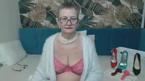 Snapshot of corssika chatting on 29, 11, 2025 corssika online show from 29, 11, 2025