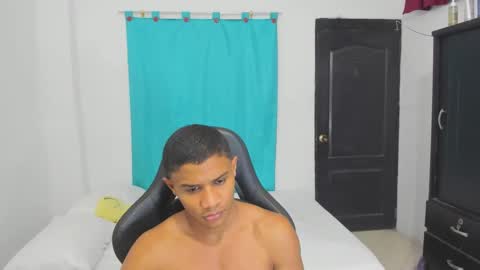 Snapshot of corzoethan chatting on 8, 9, 2025 Ethan online show from 8, 9, 2025