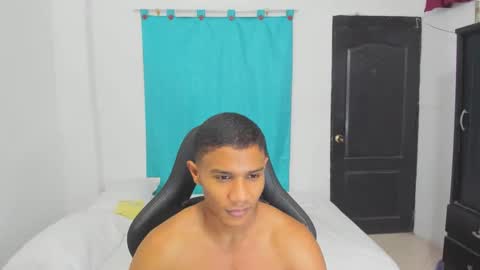 Snapshot of corzoethan chatting on 12, 9, 2025 Ethan online show from 12, 9, 2025