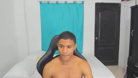 Snapshot of corzoethan chatting on 14, 9, 2025 Ethan online show from 14, 9, 2025