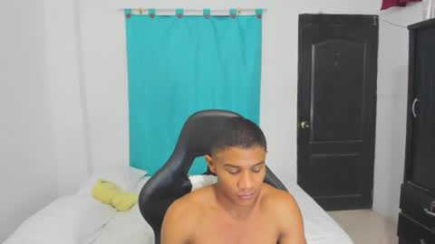 Snapshot of corzoethan chatting on 24, 9, 2025 Ethan online show from 24, 9, 2025