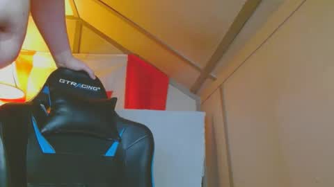 Snapshot of cosmicjones88 chatting on 8, 3, 2025 cosmicjones88 online show from 8, 3, 2025