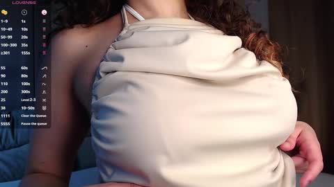 Luna online show from 9, 1, 2025