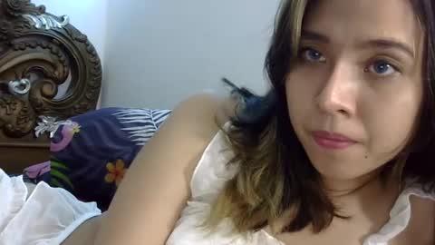 Snapshot of cottoncandygirl9898 chatting on 17, 2, 2025 Liz Gwyneth Charlota online show from 17, 2, 2025