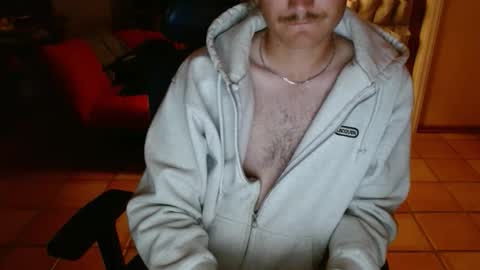 Snapshot of couldbesleeping chatting on 4, 12, 2025 couldbe online show from 4, 12, 2025