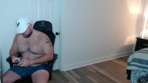 Snapshot of countrystrong53 chatting on 3, 12, 2025 countrystrong35 online show from 3, 12, 2025