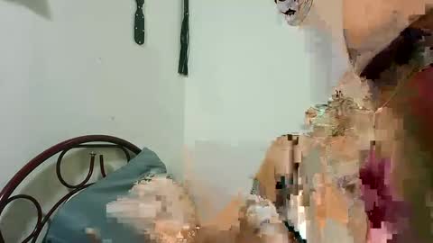 Snapshot of couple_hot86 chatting on 15, 9, 2025 couple_hot86 online show from 15, 9, 2025