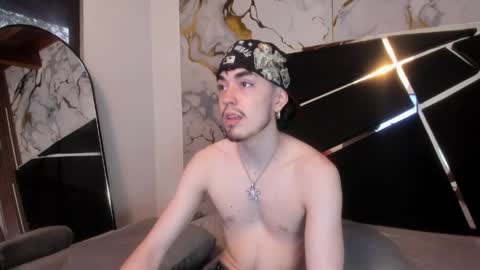 couple_in_heat_ online show from 26, 3, 2026