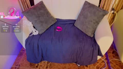 couple_matures23_pm online show from 5, 4, 2026