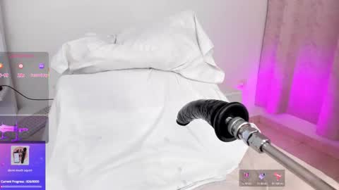 Snapshot of couple_naughty20 chatting on 11, 11, 2025 Maria online show from 11, 11, 2025