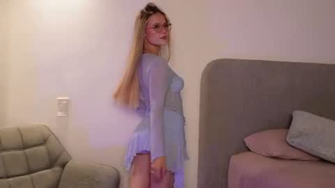 Snapshot of couple_of_your_dreams_ chatting on 12, 7, 2026 Kay online show from 12, 7, 2026