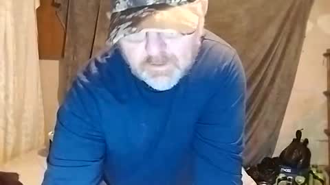 Snapshot of couple_pleaser1 chatting on 9, 3, 2025 Ieathairytacos online show from 9, 3, 2025