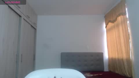  ALEJANDRO Y EMILY  online show from 5, 10, 2025