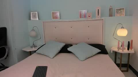 Snapshot of couplecolombia_gh chatting on 16, 10, 2025 lola y juan online show from 16, 10, 2025