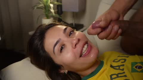 Snapshot of couplemylove chatting on 26, 10, 2025 Momo and Nico - - 20 OFF online show from 26, 10, 2025