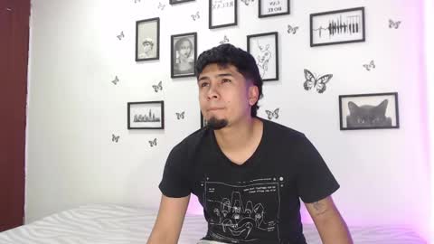 Juli and Liam online show from 17, 1, 2025