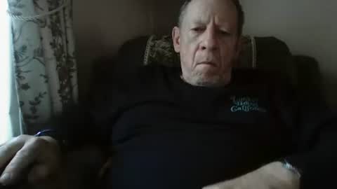 courieral1 online show from 9, 11, 2025