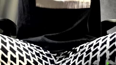 Snapshot of courtney_luv chatting on 25, 10, 2025 Im Courtney Nice to meet youFollow meInstagram courtneyluv778 online show from 25, 10, 2025