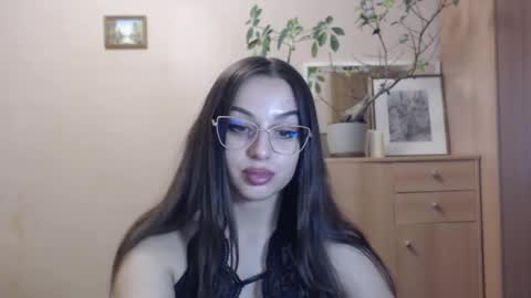 Snapshot of courtney_lux chatting on 11, 2, 2025 Courtney online show from 11, 2, 2025