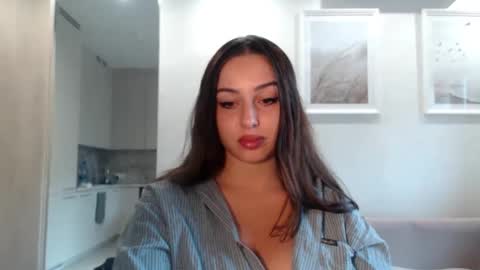 Snapshot of courtney_lux chatting on 23, 9, 2025 Courtney online show from 23, 9, 2025