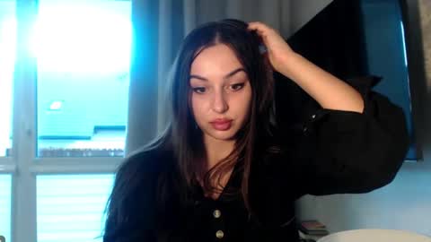 Snapshot of courtney_lux chatting on 7, 10, 2025 Courtney online show from 7, 10, 2025