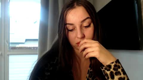 Snapshot of courtney_lux chatting on 16, 10, 2025 Courtney online show from 16, 10, 2025