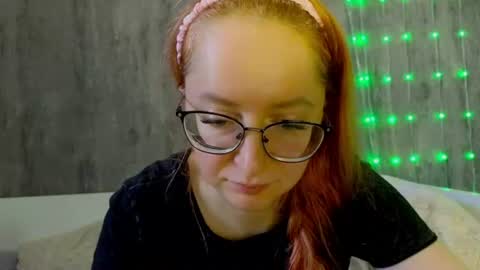 Snapshot of coy_girl_ chatting on 1, 7, 2026 My name is Emma - HELP COLLECT TOKENS FOR THE OPERATION FOR MY DAUGHTER online show from 1, 7, 2026