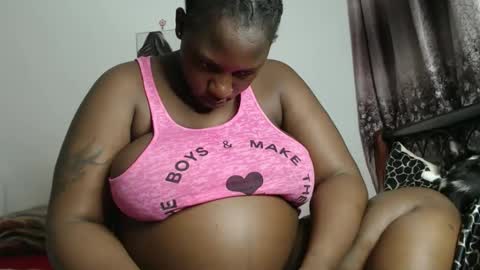 Snapshot of cozy_dion chatting on 6, 1, 2026 Erykah online show from 6, 1, 2026