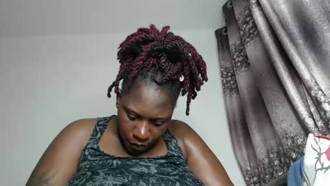 Snapshot of cozy_dion chatting on 7, 2, 2026 Erykah online show from 7, 2, 2026