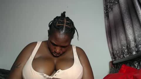 Snapshot of cozy_dion chatting on 10, 4, 2026 Erykah online show from 10, 4, 2026