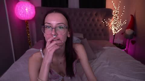 Snapshot of cozymell chatting on 17, 1, 2025 cozymell online show from 17, 1, 2025