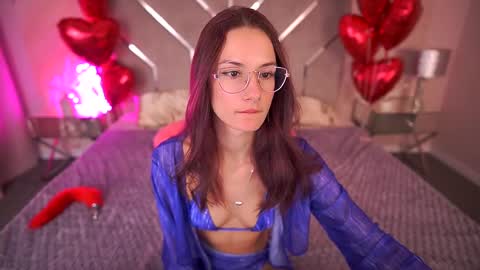Snapshot of cozymell chatting on 18, 2, 2025 cozymell online show from 18, 2, 2025