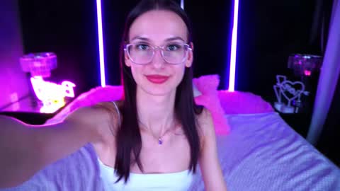 Snapshot of cozymell chatting on 4, 3, 2025 cozymell online show from 4, 3, 2025